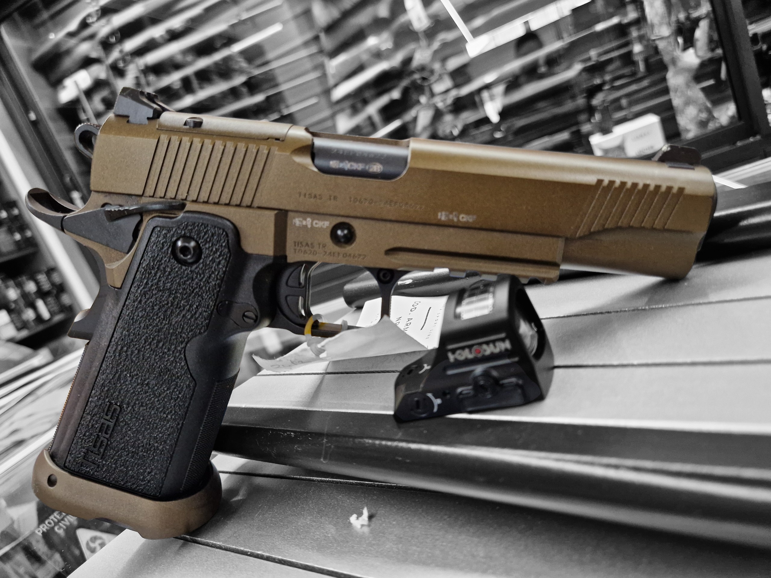 KIT TISAS DUTY BRONZE Cal. 9x19 mm + HOLOSUN 407C